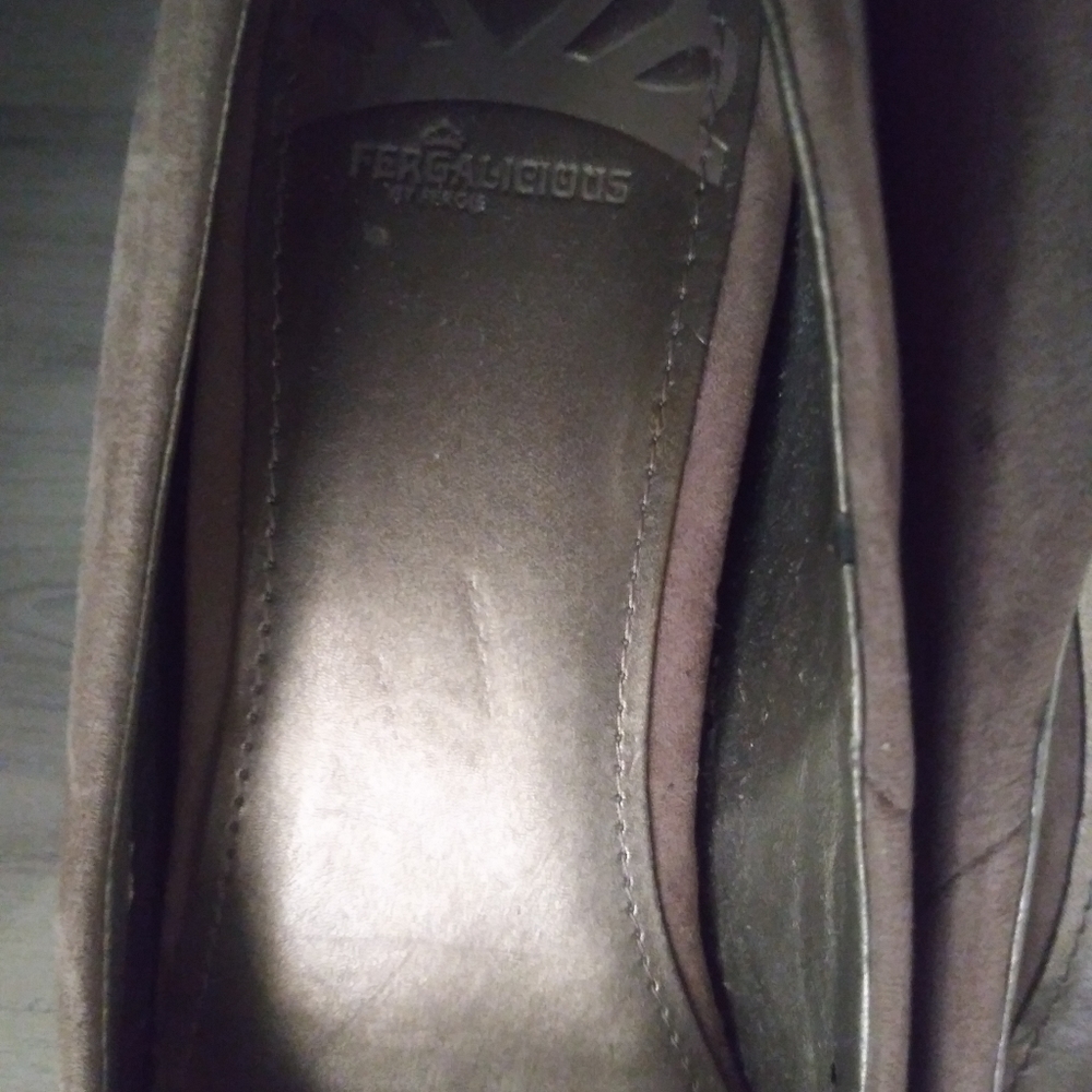 Suede Pump - image 4